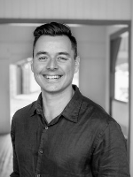 Michael Oslar - Real Estate Agent