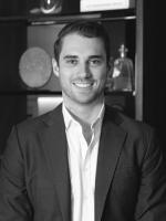 Oliver Stillman - Real Estate Agent