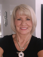 Shirley Murray - Real Estate Agent