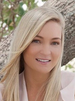 Lydia Robins - Real Estate Agent