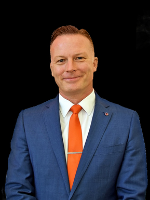 Mark Snelson - Real Estate Agent