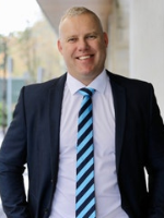 Tim Lojszczyk - Real Estate Agent