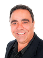 Reno Muscat - Real Estate Agent
