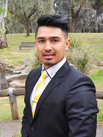 Sam Ahmadzada - Real Estate Agent