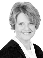 Rebecca Berry - Real Estate Agent