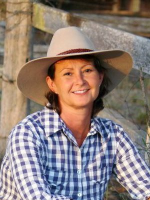 Julie Thompson - Real Estate Agent