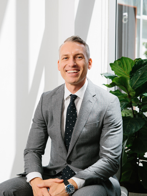 Adrian Graczyk - Real Estate Agent
