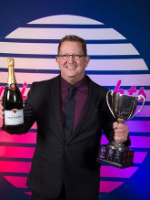OpenAgent, Agent profile - Zak Smith, Raine & Horne Award - Queensland No.1