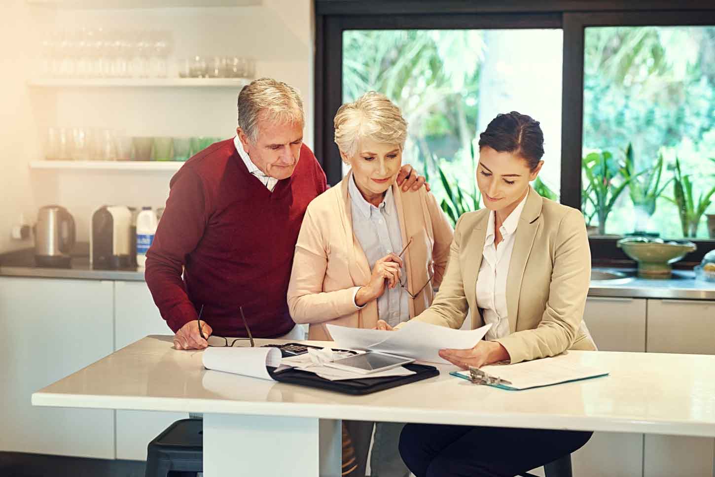 agent with elderly couple