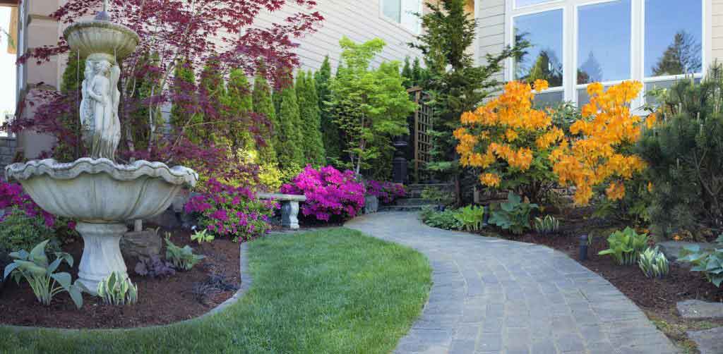 Landscaping And Gardening Cost, How Much Does It Cost To Landscape A Large Backyard